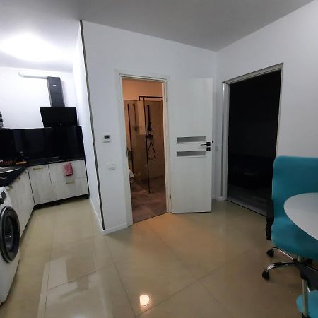 House Side By Side Apartment Brasov Luaran gambar