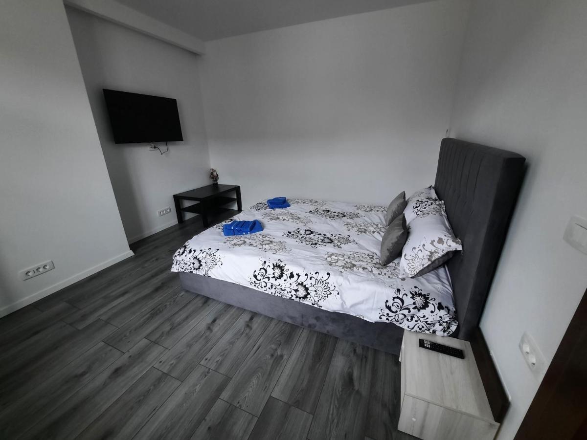 House Side By Side Apartment Brasov Luaran gambar