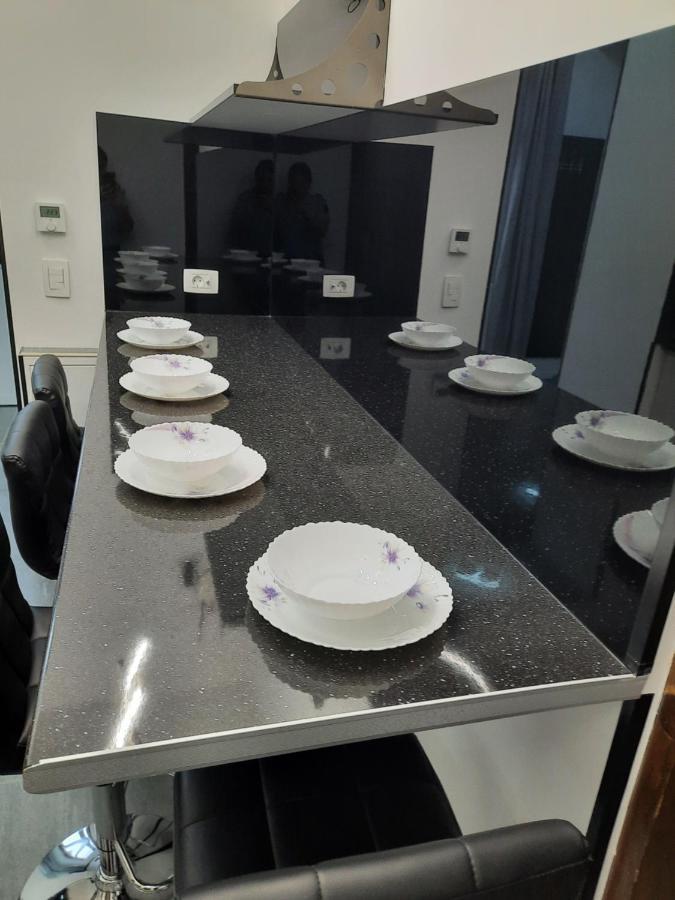 House Side By Side Apartment Brasov Luaran gambar