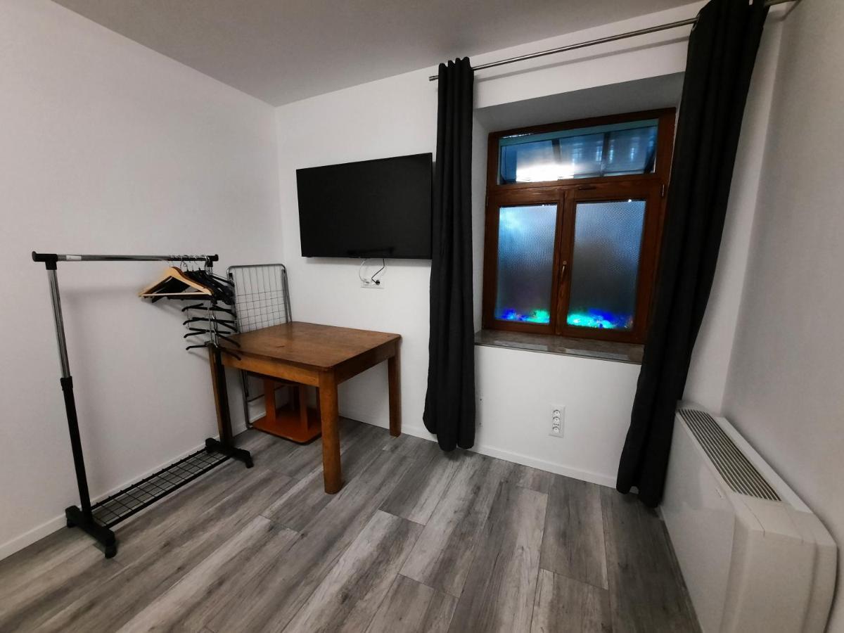 House Side By Side Apartment Brasov Luaran gambar