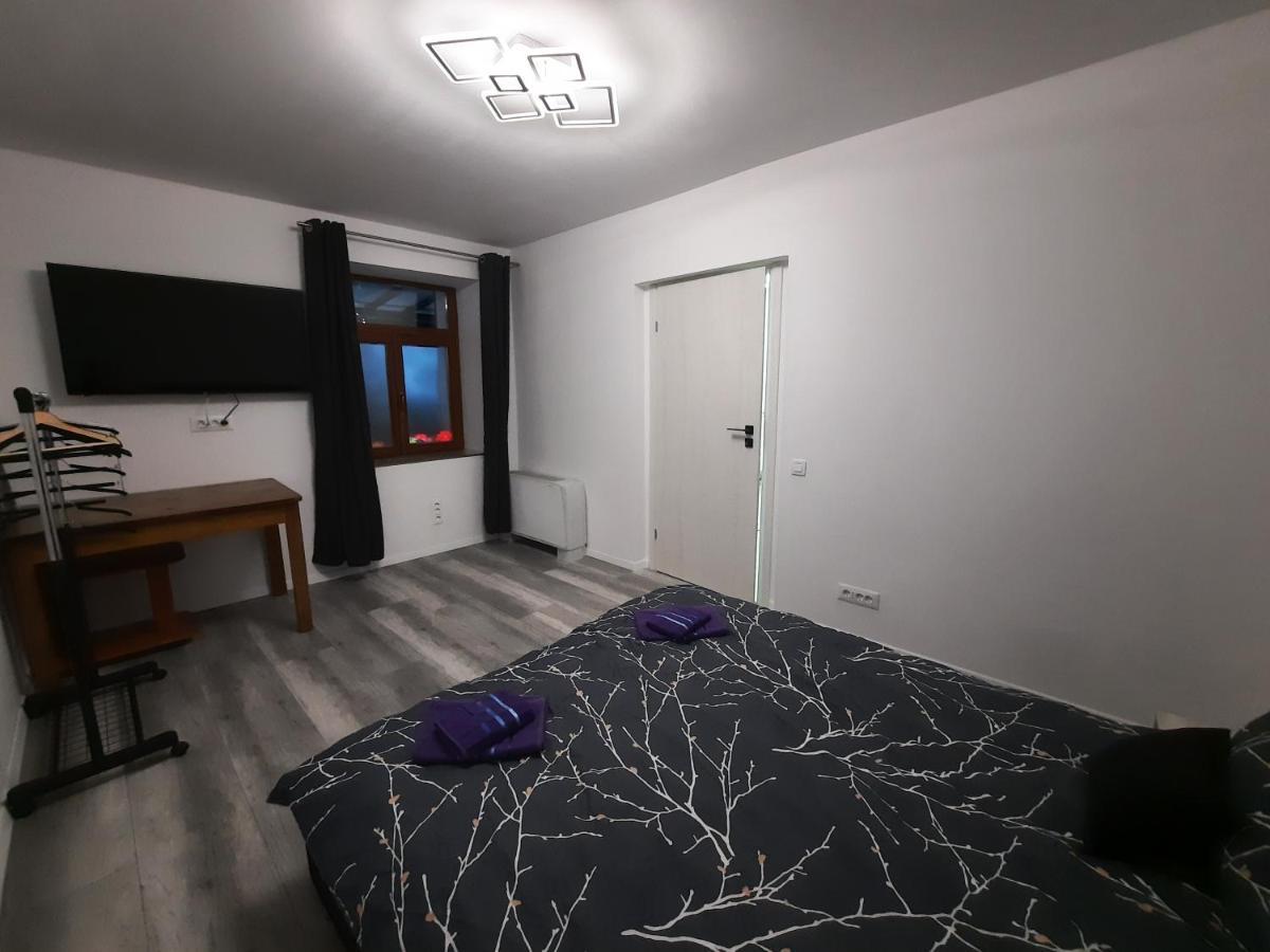 House Side By Side Apartment Brasov Luaran gambar